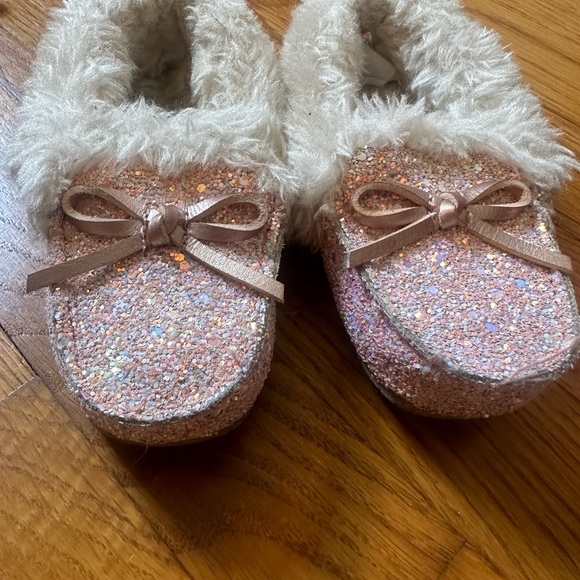 Glitter moccasins! - Picture 6 of 7